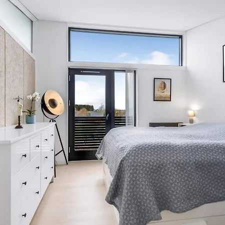 Villa Stort Arkitekt Tegnet Hus Ringsted